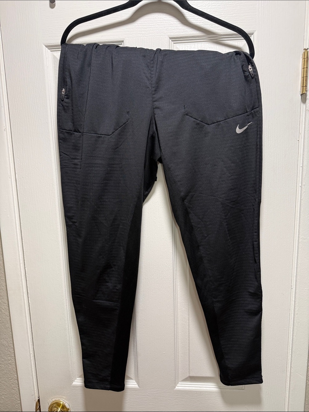 Nike Black Tapered Tech Jogger Pants